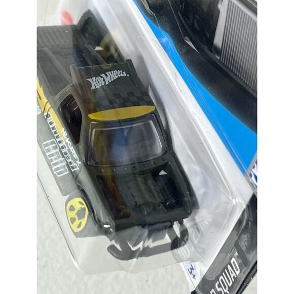 Hot Wheels Limited Grip 2024 Rod Squad 3/5 Green Car Diecast 1:64 NOC - Picture 7 of 7